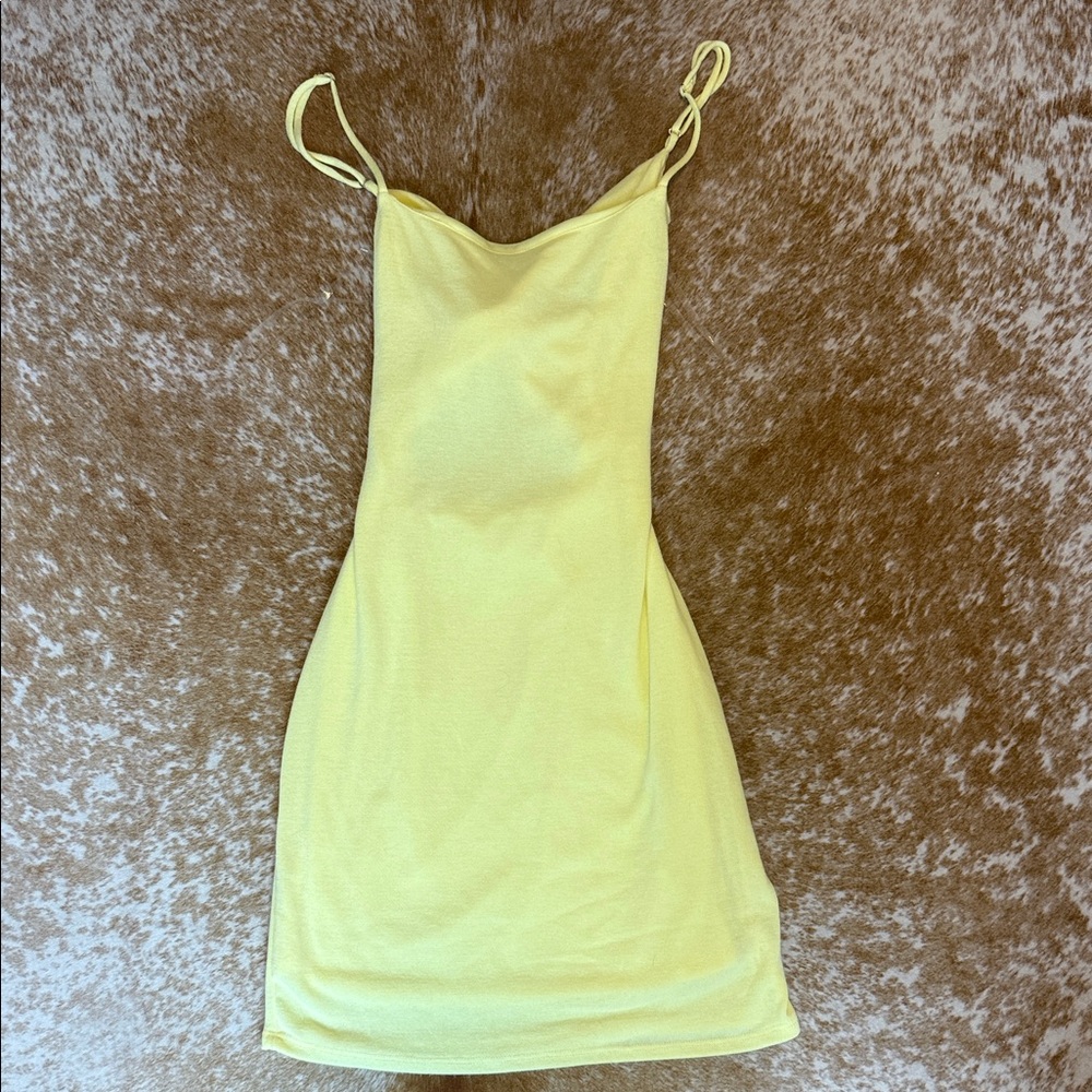 LELIS Yellow Spaghetti Strap Dress